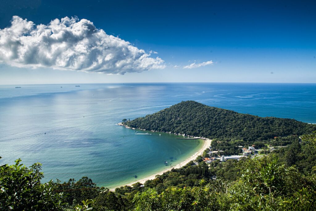 praia das laranjeiras