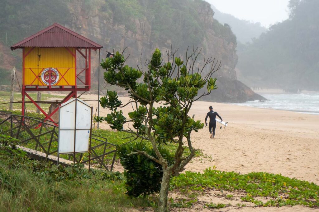 7 praias de Santa Catarina para curtir no inverno 1 Inverno na Praia Brava Itajai by Robson Cadore 3