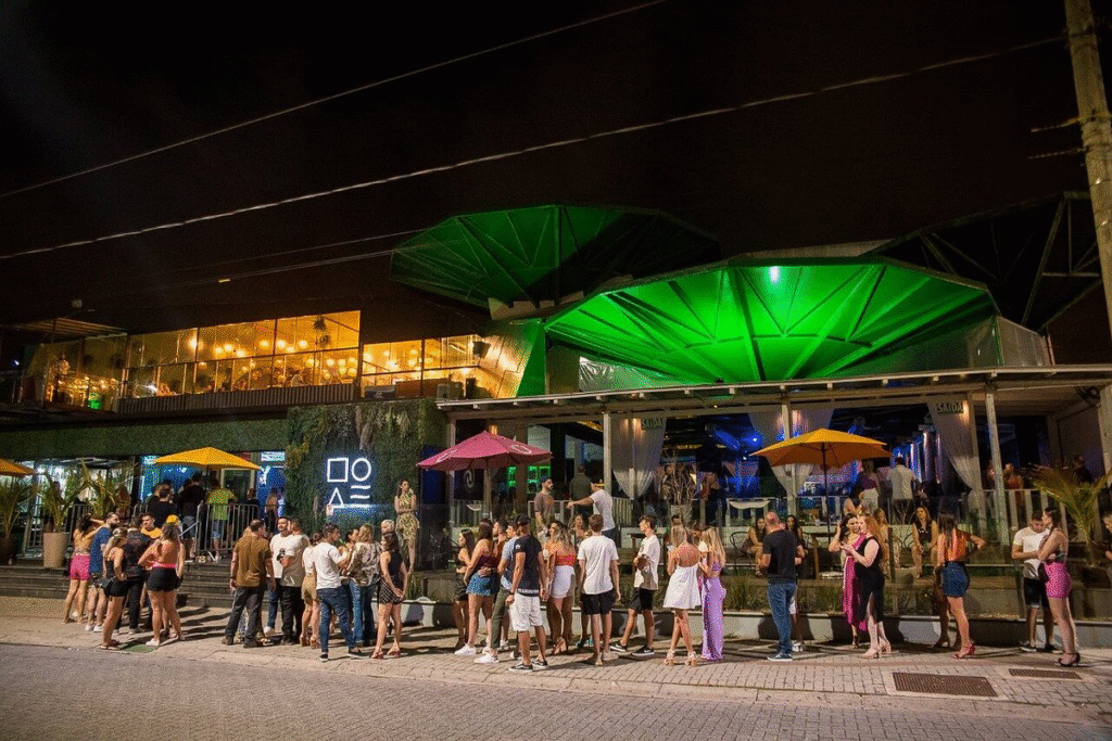 Beach Clubs abertos no inverno em BC: agenda até setembro 4 image 13