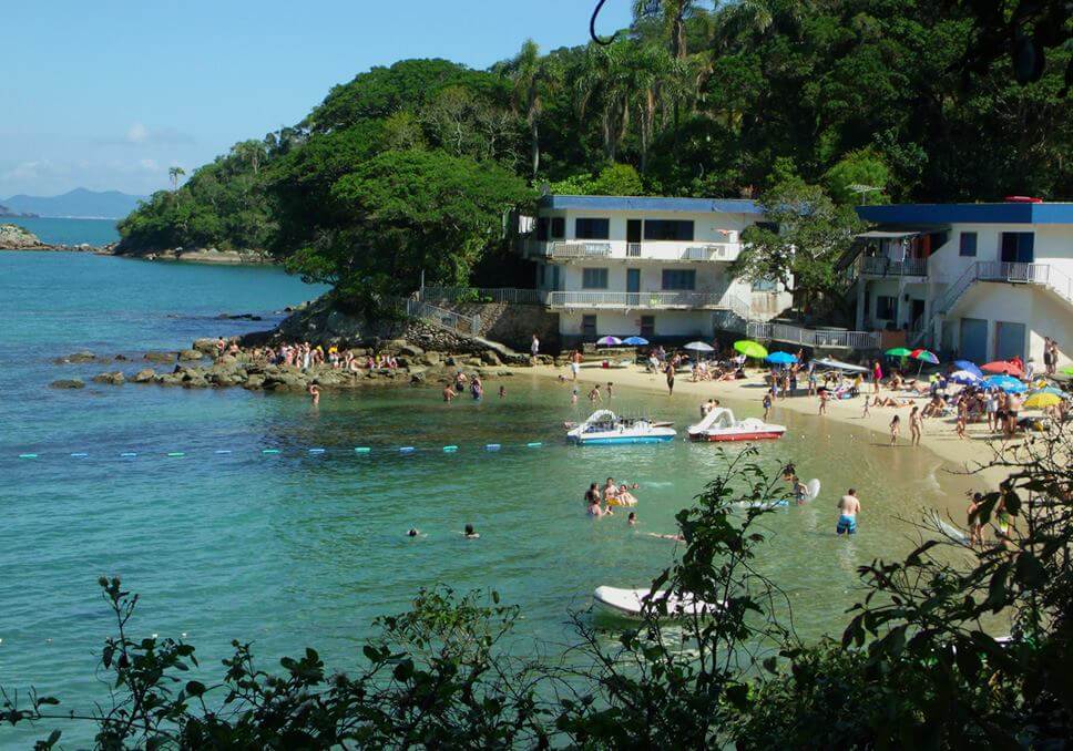 Praia da Sepultura em Bombinhas: snorkeling e trilhas imperdíveis 3 Praia da Sepultura Bombinhas 3