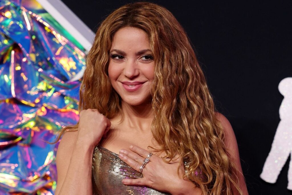 shakira anuncia album apos hit em que alfineta pique 2014613 article