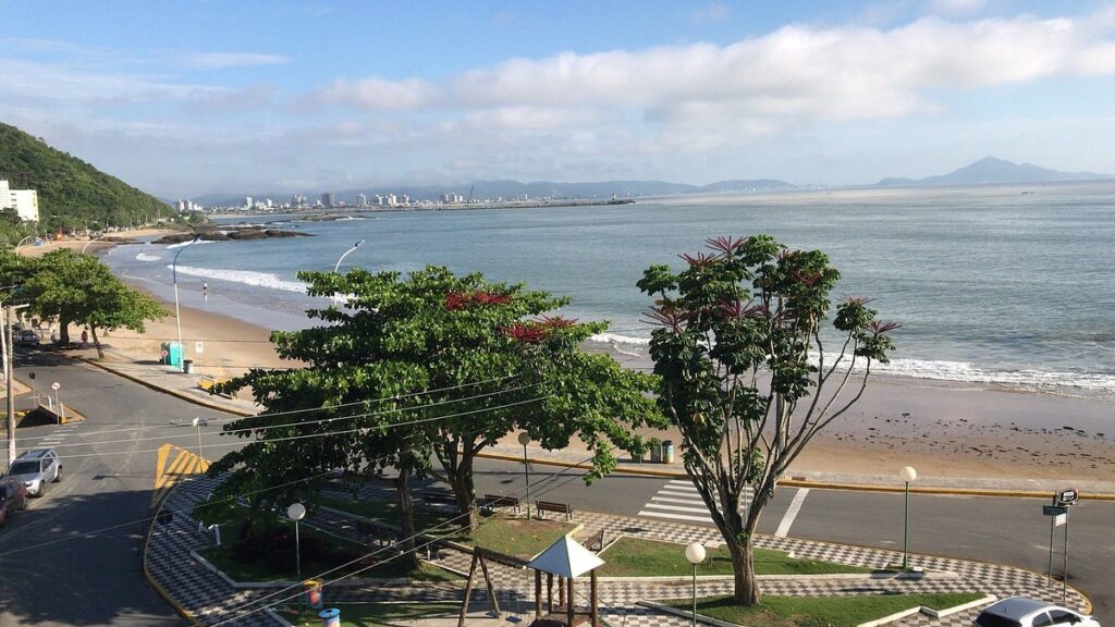 Praia de Cabeçudas em Itajaí