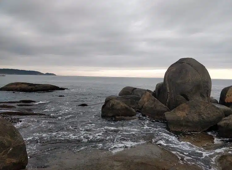 Bombinhas começa a cobrar taxa de até R$ 191 por veículo; Veja as regras 1 Bombinhas