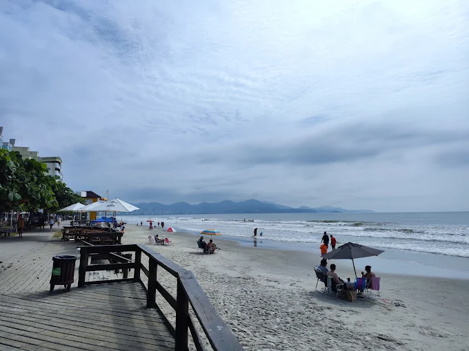 Guia completo da Praia Meia Praia em Itapema 1 image 17