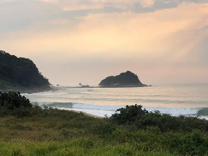 Tudo que você precisa sobre a praia do Cabeço em Itapema 2 image 21
