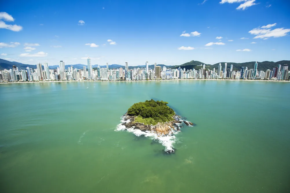 Ilha das Cabras em Balneário Camboriú: Tudo que você precisa saber 1 Onde fica a Ilha das Cabras