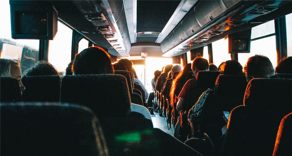como chegar em bombinhas de onibus