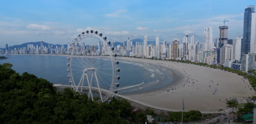 Qué hacer en la Avenida Atlântica en Balneário Camboriú 2 avenida-atlantica-em-balneario